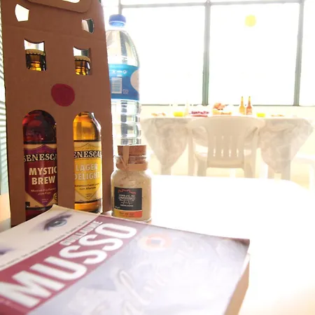 The Shell House Manta Rota