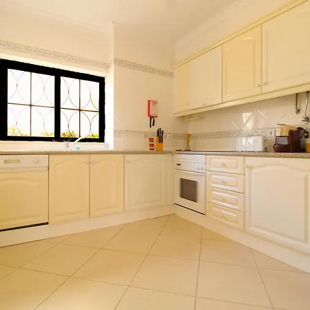 The Shell House 만타로타